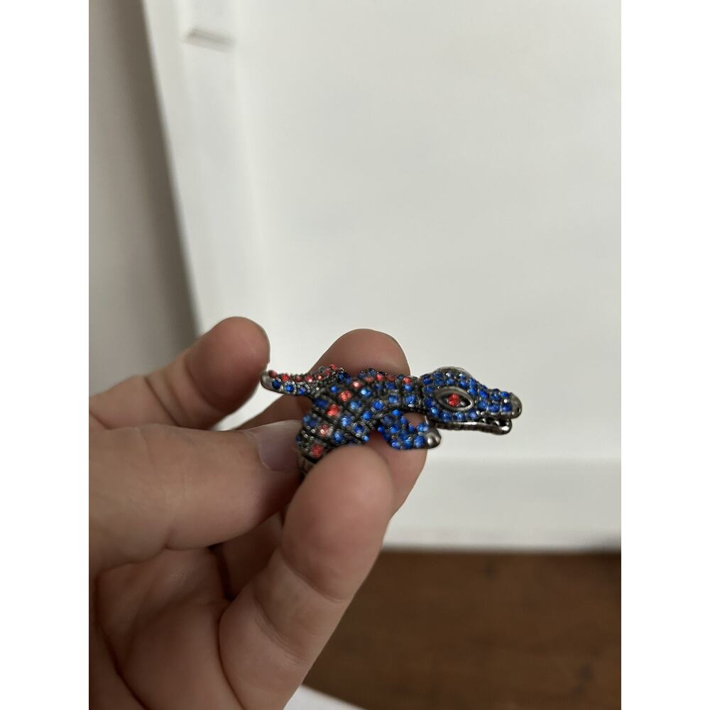 Rate Vintage Alligator Ring